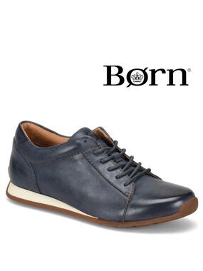 NWT $135 Born Men’s Lace-Up Sneaker – Navy Oceana